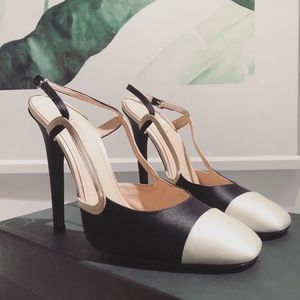 GIAMBATTISTA VALLI black white Satin Slingbacks cocktail heels pumps shoes 39.5